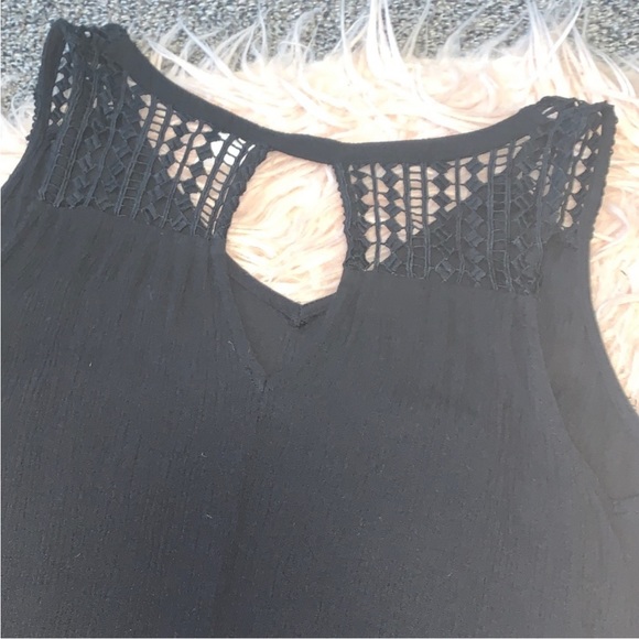 Old Navy - Black Crepe Tank Top - XL - Picture 2 of 2